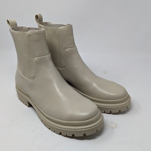 Abercrombie & Fitch boots